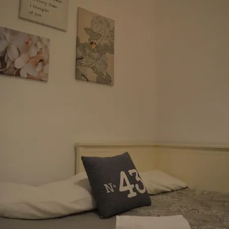 Wish Salado De Apartamento Sevilla